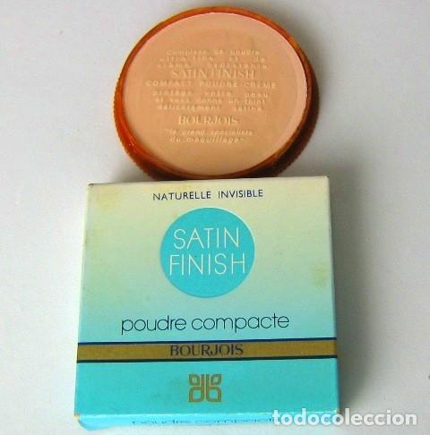 Cajas y cajitas met&aacute;licas: ST 626 caja original polvera de pl&aacute;stico naranja, satin finish, grabado dorado (bourjois)
