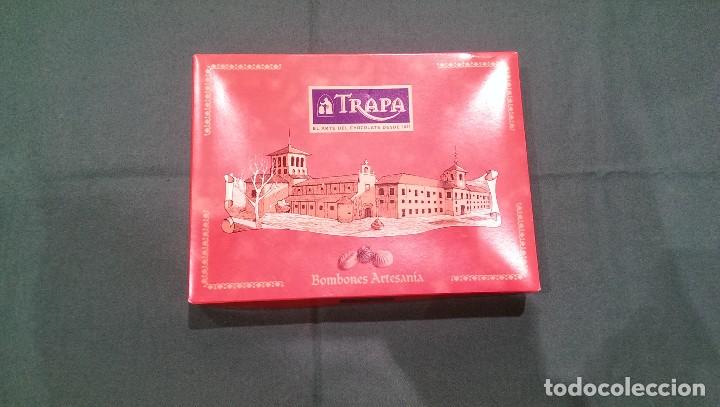 Bo&icirc;tes et petites bo&icirc;tes m&eacute;talliques: ANTIGUA CAJA BOMBONES &laquo;TRAPPA&raquo;