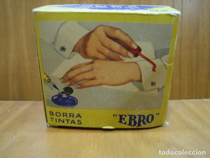 Cajas y cajitas met&aacute;licas: Antigua caja de borratintas Ebro.Fabricado por  Hassinger S.A. Barcelona. M13,5x7x3,5 cm