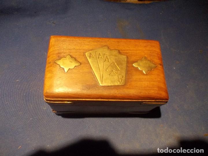 Cajas y cajitas met&aacute;licas: caja de madera para naipes