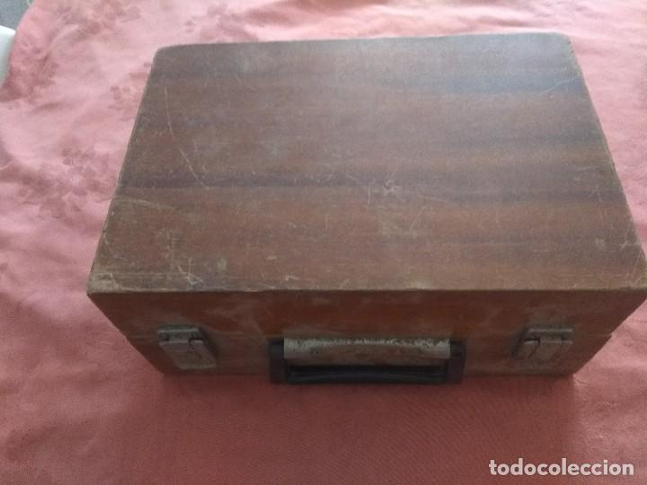 caja botiquín antigua, con cajita de medicinas - Compra venta en  todocoleccion