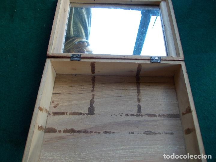 Cajas y cajitas met&aacute;licas: Caja de madera antigua con espejo - Foto 5