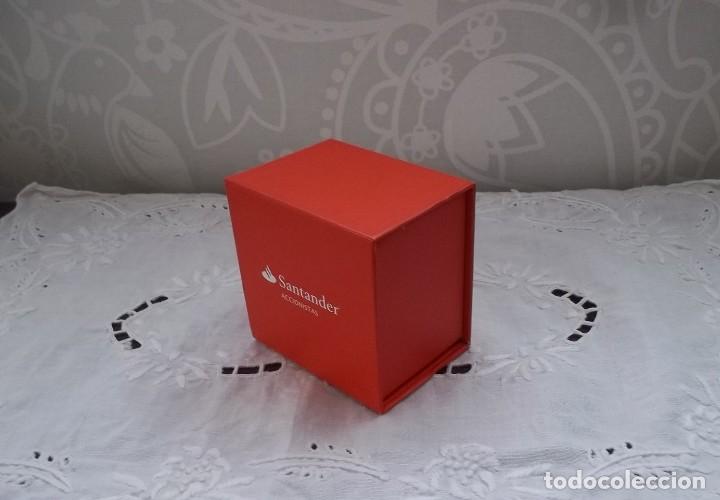 Cajas y cajitas met&aacute;licas: CAJA BANCO DE SANTANDER - Foto 3