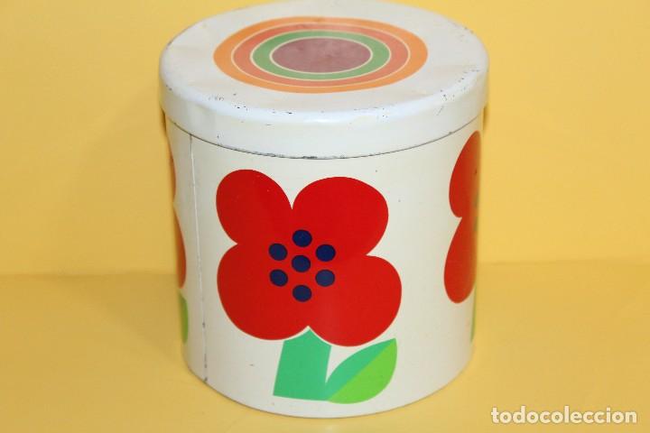 Cajas y cajitas met&aacute;licas: LATA DE COLACAO REDONDA - A&Ntilde;OS 70