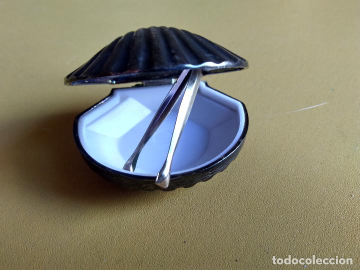 Cajas y cajitas met&aacute;licas: PASTILLERO - Foto 1