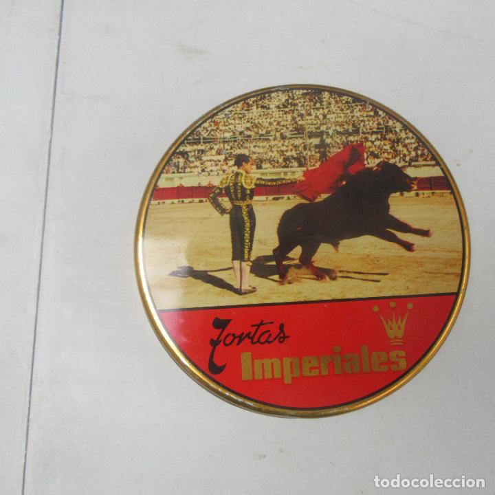 Cajas y cajitas met&aacute;licas: antigua y bonita lata publicidad tortas el brindis, valladolid, toros tauromaquia