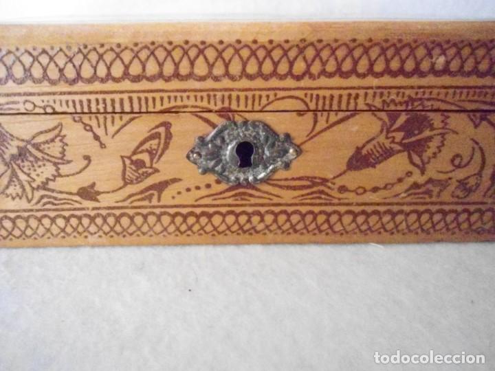 Cajas y cajitas met&aacute;licas: ANTIGUA CAJA DE MADERA - Foto 2