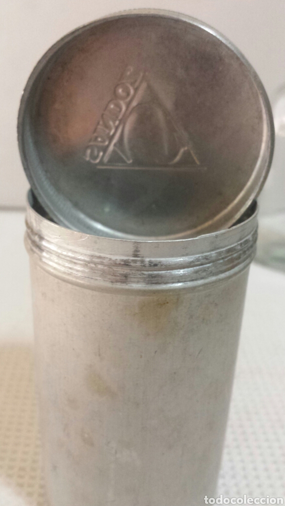 Cajas y cajitas met&aacute;licas: Antigua lata Sandoz - Foto 5