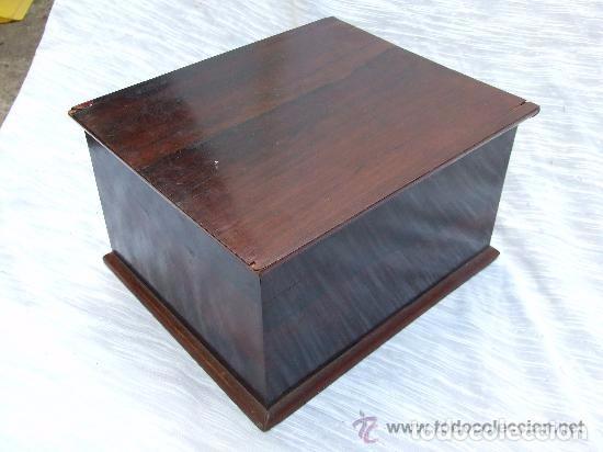Cajas y cajitas met&aacute;licas: CAJA INGLESA JACARANDA , PALISANDRO - Foto 3