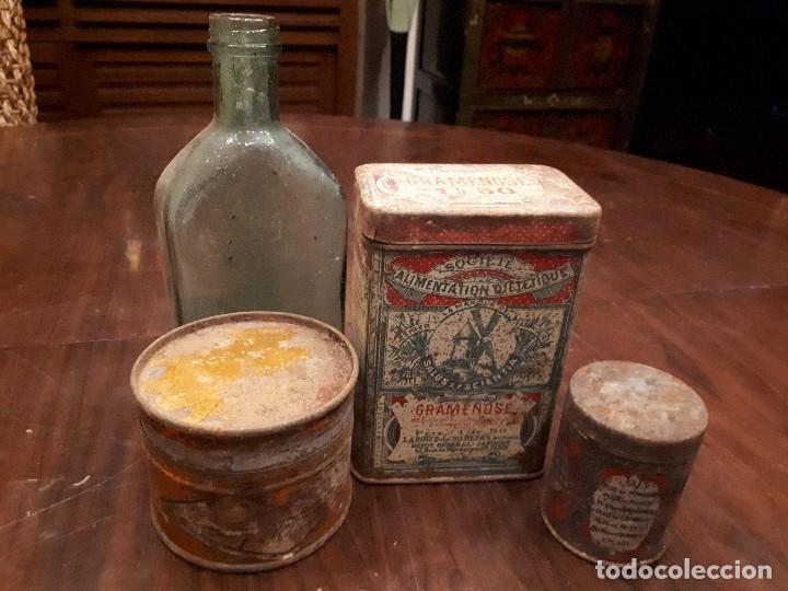 Blechdosen und Kisten: Colecci&oacute;n 3 cajas met&aacute;licas y botella antigua