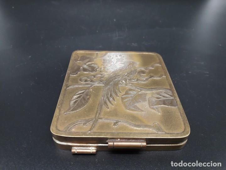 Cajas y cajitas met&aacute;licas: Caja polvera Art deco - Foto 1