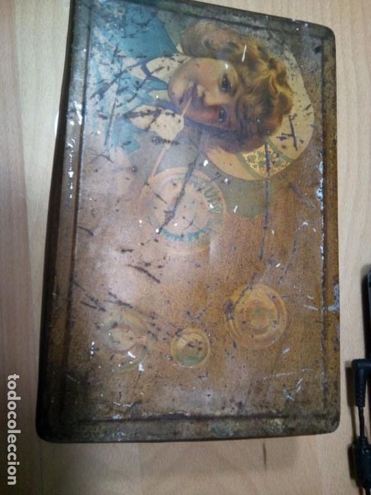 Casse e cassette metalliche: *CAJA LITOGRAFIADA. J.LLOVERAS. BARCELONA         (Rf: G/b)
