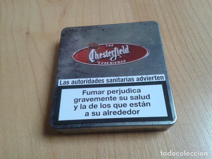 Cajas y cajitas met&aacute;licas: Cajita met&aacute;lica -- Chesterfield -- Vac&iacute;a -- Tabaco -- Con sello fiscal