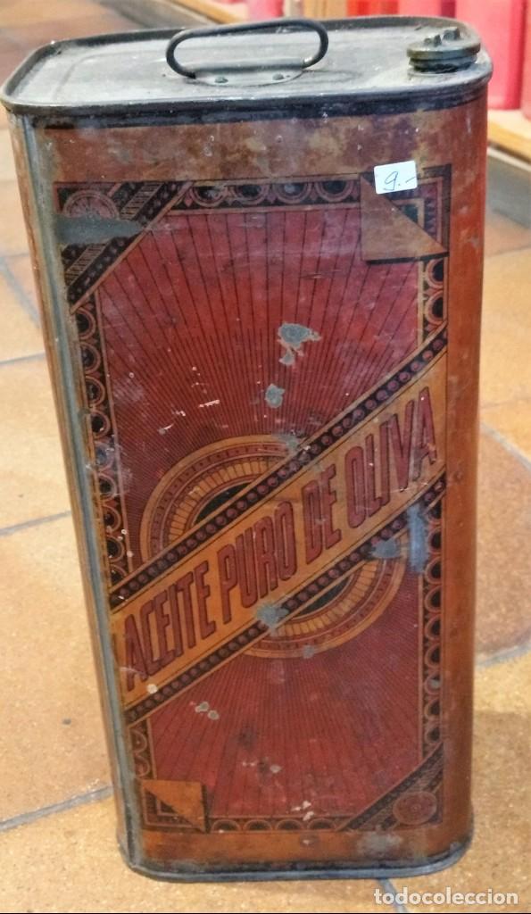 Cajas y cajitas met&aacute;licas: Lata de aceite de oliva Franc&eacute;s Montoro. 35 x 14 x 10 cm