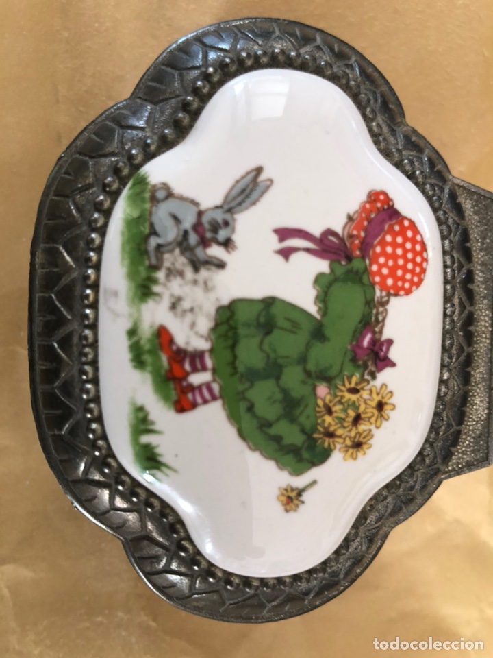 Cajas y cajitas met&aacute;licas: Bonita caja joyero metal labrado y material porcelaniso