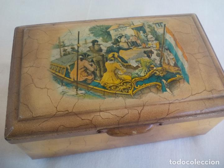 Cajas y cajitas met&aacute;licas: VINTAGE CAJA DE METAL DE HOLANDA DE BOMBONES O GALLETAS, JOYERO. HOLLAND. METAL TIN. BOX
