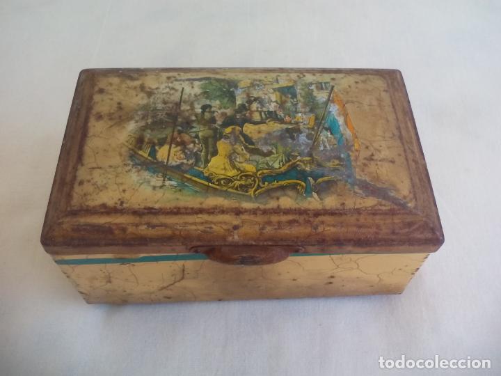 Cajas y cajitas met&aacute;licas: VINTAGE CAJA DE METAL DE HOLANDA DE BOMBONES O GALLETAS, JOYERO. HOLLAND. METAL TIN. BOX