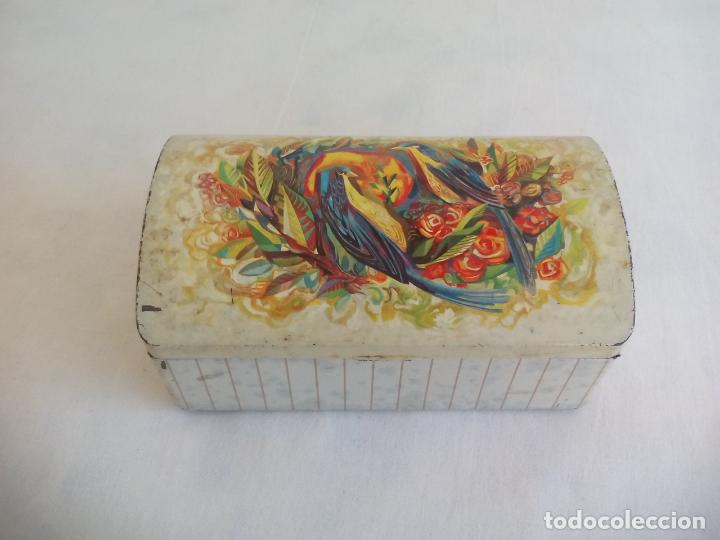 Cajas y cajitas met&aacute;licas: VINTAGE CAJA DE METAL DE HOLANDA DE BOMBONES O GALLETAS, JOYERO aves, pajaro HOLLAND. METAL TIN. BOX