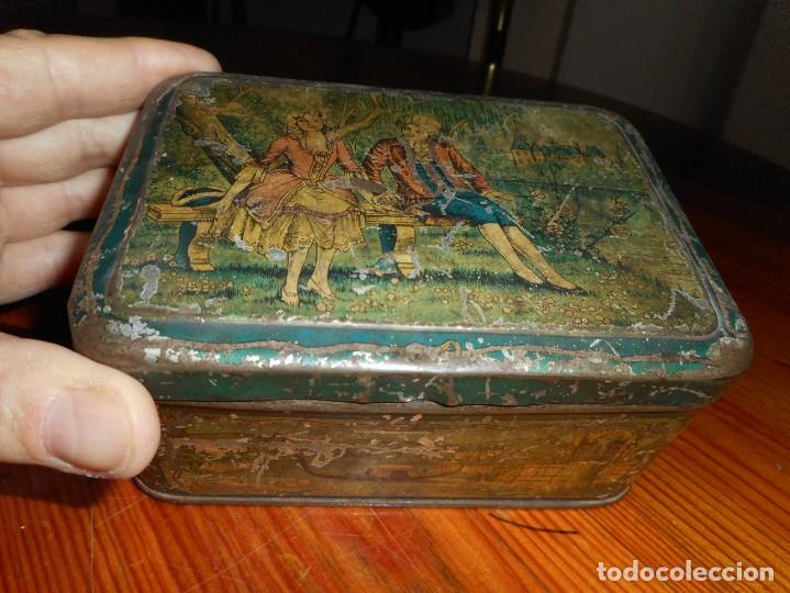 Boxes and metal boxes: Caja met&aacute;lica lat&oacute;n