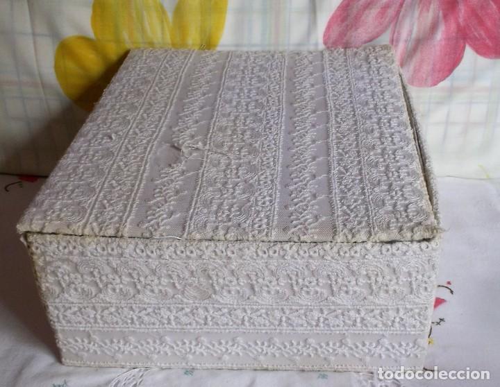 Cajas y cajitas met&aacute;licas: CAJA JOYERO DE TELA DRAPEADA - Foto 2