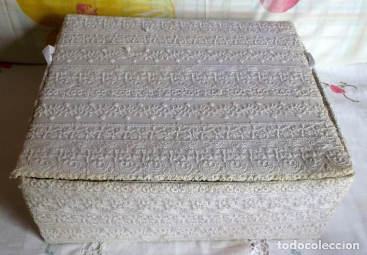 Cajas y cajitas met&aacute;licas: CAJA JOYERO DE TELA DRAPEADA - Foto 4