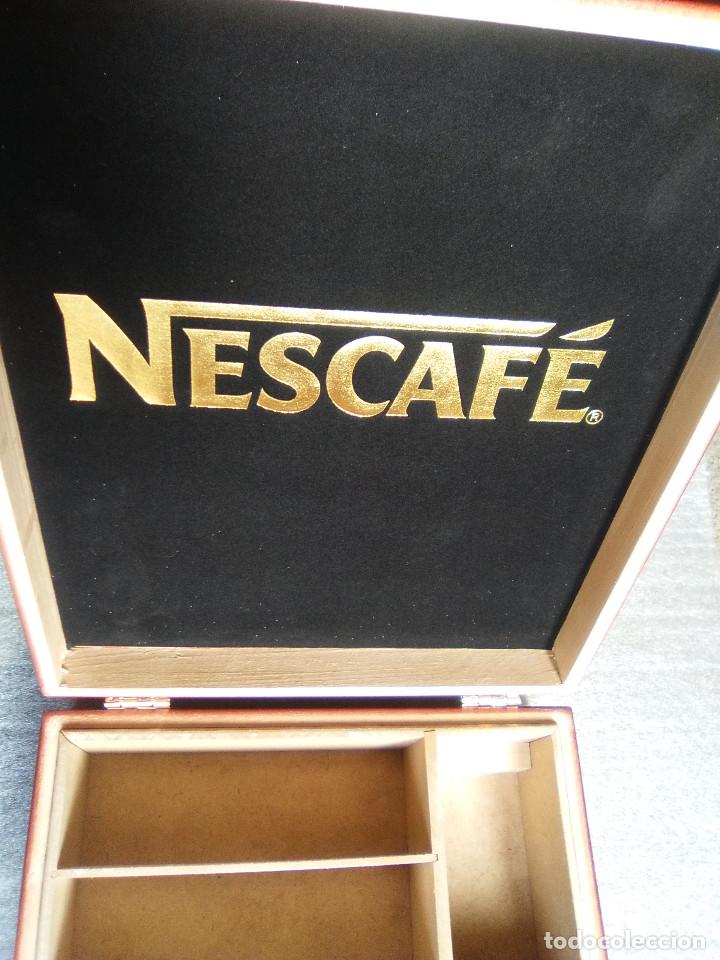Cajas y cajitas met&aacute;licas: Caja Nescaf&eacute; de madera maciza vintaje - Foto 6