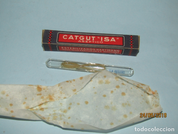 Cajas y cajitas met&aacute;licas: Antigua Caja de Farmacia Medicina con Ampolla de CATGUT ISA ASEPTICO de Esterilizados HARTMANN