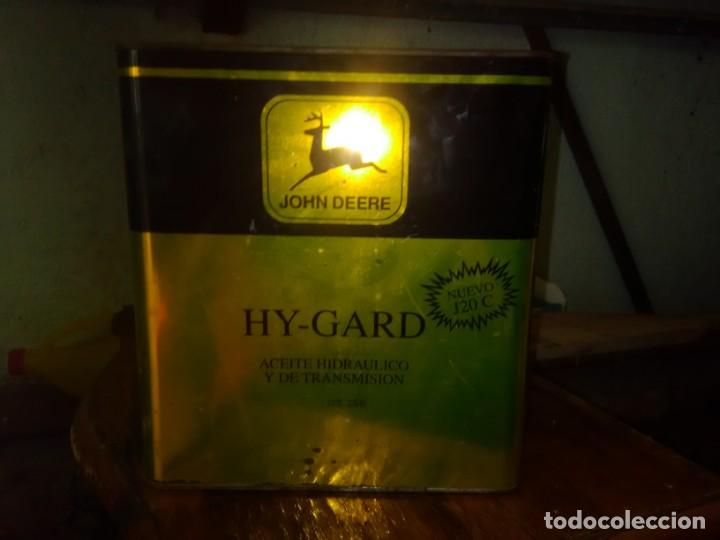 Cajas y cajitas met&aacute;licas: Lata aceite John deere - Foto 1
