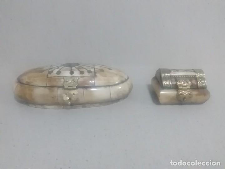 Cajas y cajitas met&aacute;licas: 2 cajas joyero metal y hueso? 15x7x4 ctms. Y. 6x4x3 ctms