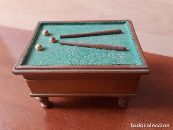 Cajas y cajitas met&aacute;licas: Antigua caja joyero de mesa de billar de madera- accesorio casa mu&ntilde;ecas