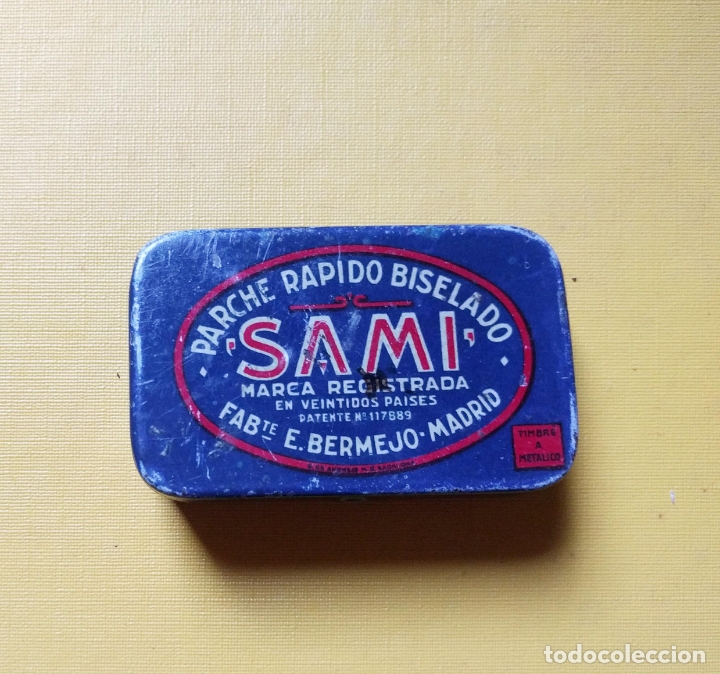 Blechdosen und Kisten: Parche r&aacute;pido SAMI..7 x 4,4 x 1,6 cm alto. Hojalata litografiada... Vell i Bell.