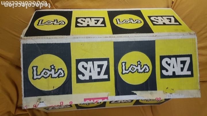 Cajas y cajitas met&aacute;licas: Rara caja vintage ropa vaquera lois