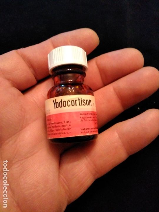 Cajas y cajitas met&aacute;licas: ANTIGUO MEDICAMENTO ,BOTE MEDICINA YODOCORTISON