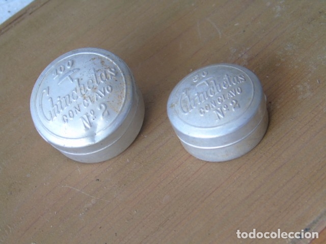 Cajas y cajitas met&aacute;licas: cajita caja metal aluminio chinchetas con clavo lote de 2 cajitas
