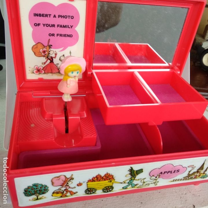 Cajas y cajitas met&aacute;licas: VINTAGE 70s JOYERO INFANTIL HAPPY DAY POST LADY MATE JAPAN MECANISMO MUSICAL PERFECTO ESTADO 18X10X7