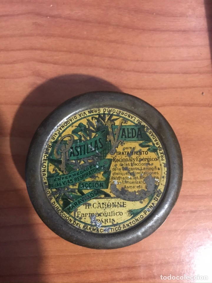 Cajas y cajitas met&aacute;licas: ANTIGUA CAJA METAL PASTILLAS VALDA