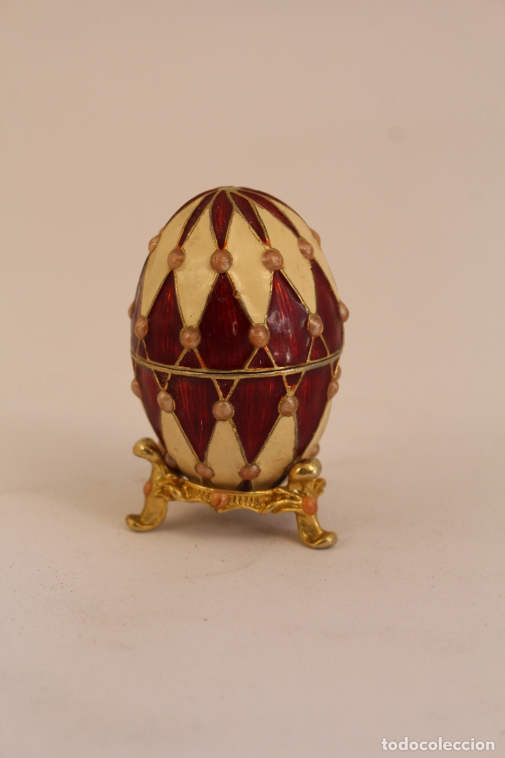 Cajas y cajitas met&aacute;licas: ajita huevo joyero en metal esmaltado