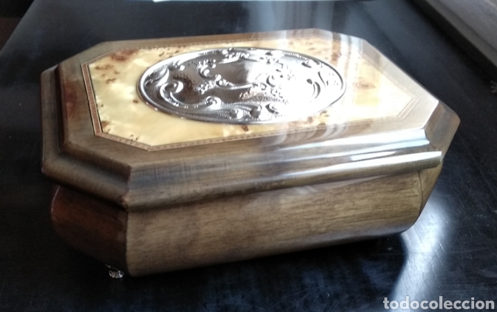 Cajas y cajitas met&aacute;licas: JOYERO MUSICAL ,,MADERA Y PLATA - Foto 4