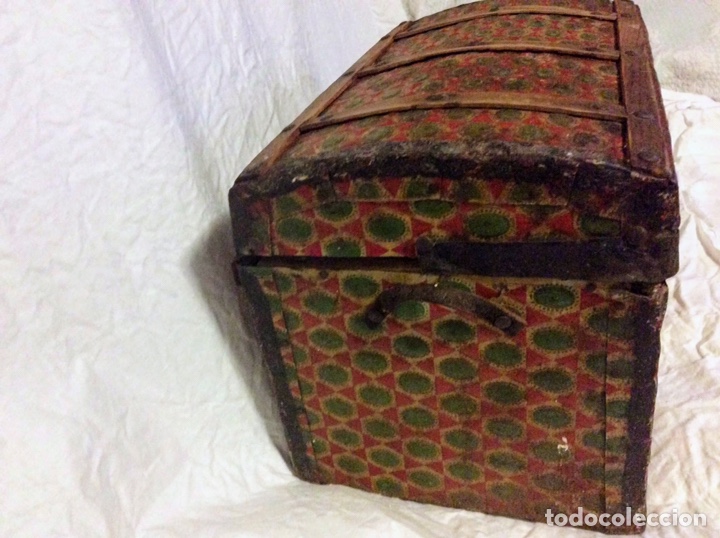 Cajas y cajitas metálicas: Baúl forrado de hojalata - Foto 3 - 184635685