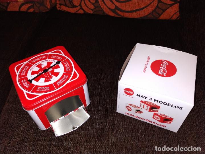 Cajas y cajitas met&aacute;licas: COCA COLA - Caja Met&aacute;lica con Ruleta y Caj&oacute;n. En caja, a estrenar.