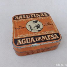Cajas y cajitas metálicas: CAJA METÁLICA DE SALUTINAS PARA MINERALIZAR EL AGUA DE MESA, FARMACEUTICO LUIS FIGA-BIGAS, LLANSÁ. Lote 191019182