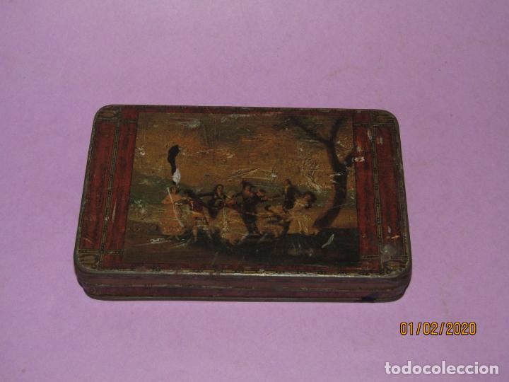 Cajas y cajitas met&aacute;licas: Antigua Caja en Hojalata Litografiada Obsequio de Calzados MINERVA S.A. en Palma de MALLORCA