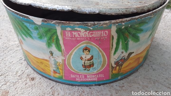 Cajas y cajitas met&aacute;licas: Antigua gran lata datiles moscatel el monaguillo Bernabe Biosca Alicante