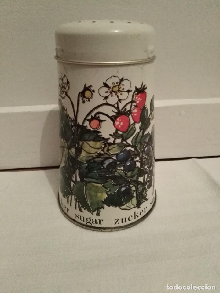Cajas y cajitas met&aacute;licas: Antigua lata de az&uacute;car regency ware - Foto 2