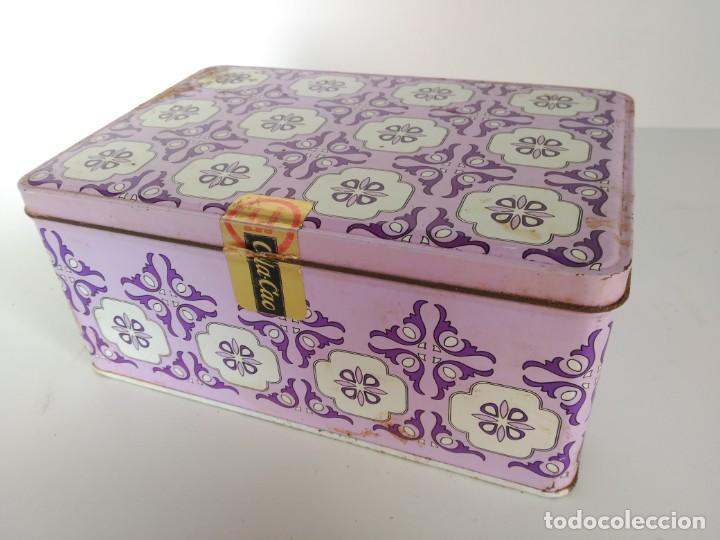 Cajas y cajitas met&aacute;licas: Antigua caja de chapa, Cola Cao