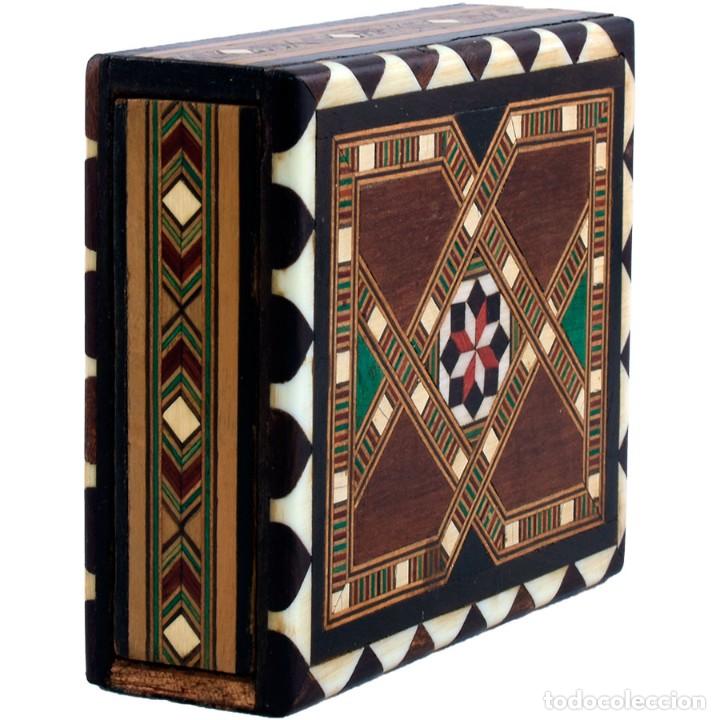 Cajas y cajitas met&aacute;licas: CAJA ANTIGUA. MARQUETERIA - Foto 3
