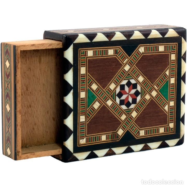 Cajas y cajitas met&aacute;licas: CAJA ANTIGUA. MARQUETERIA - Foto 4