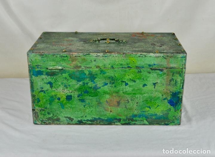 Cajas y cajitas met&aacute;licas: Caja de madera pintada de verde - Foto 10