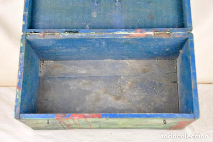 Cajas y cajitas met&aacute;licas: Caja de madera pintada de verde - Foto 16