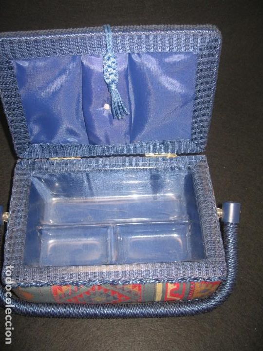 Cajas y cajitas met&aacute;licas: CAJA FORRADA EN TELA CON ASA - Foto 4